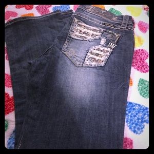 32X31 NWOT Miss Me Jeans